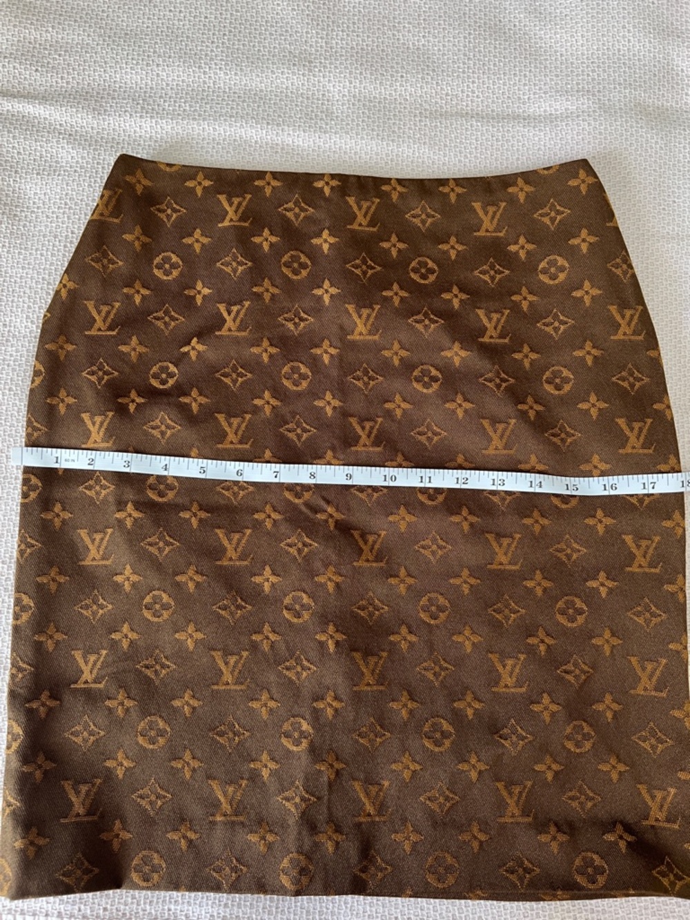 Custom tailor made Louis Vuitton Monogram Jacquard Pencil Skirt - Picture 10 of 12